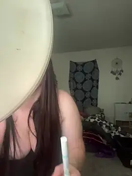 Snapshot of goddesshmh chatting on July 9, 2026, 9:32 am goddesshmh online show from July 9, 2026, 9:32 am