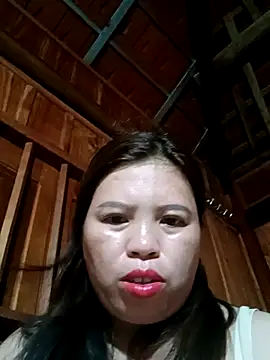 -Yeyi- online show from June 20, 2026, 2:55 pm