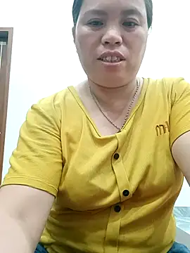 -Yeyi- online show from July 1, 2026, 3:23 pm