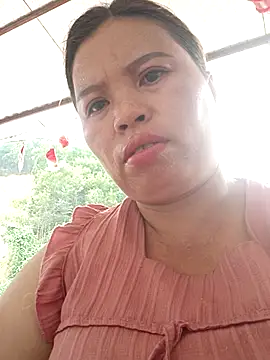 -Yeyi- online show from June 25, 2026, 7:13 am