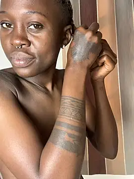 realcoochie online show from June 28, 2026, 1:28 pm