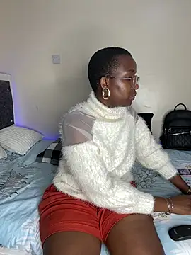 Snapshot of Miss-Temptasion chatting on June 28, 2026, 4:02 pm Miss-Temptasion online show from June 28, 2026, 4:02 pm