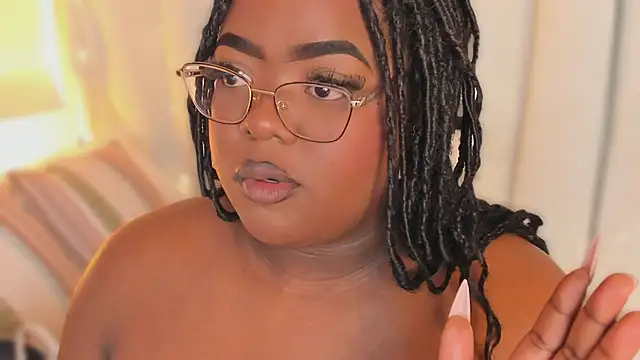 Snapshot of Ayanaa_Ebony_ chatting on June 9, 2026, 11:22 am Ayanaa Ebony online show from June 9, 2026, 11:22 am