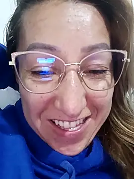 beautyfullchrys online show from June 17, 2026, 1:38 am