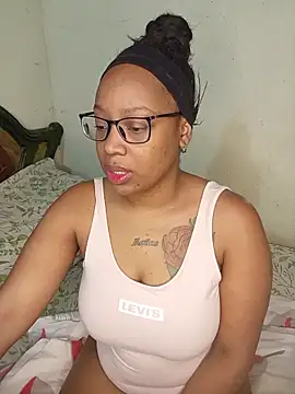 Snapshot of tammy-palmer chatting on May 20, 2026, 12:13 pm tammy-palmer online show from May 20, 2026, 12:13 pm