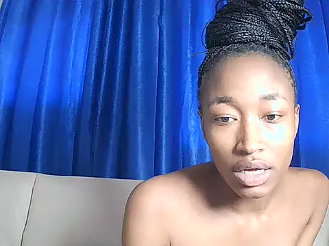 Snapshot of pinky_aura22 chatting on July 9, 2026, 12:26 pm pinky aura22 online show from July 9, 2026, 12:26 pm