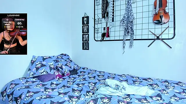 baby punk  online show from June 18, 2026, 6:57 pm