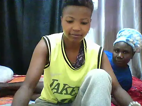 Snapshot of Bambybeauty2 chatting on July 9, 2026, 8:15 am Bambybeauty2 online show from July 9, 2026, 8:15 am