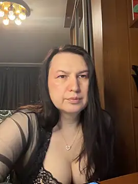 Snapshot of EvaBeautyXxX chatting on June 17, 2026, 8:41 pm EvaBeautyXxX online show from June 17, 2026, 8:41 pm
