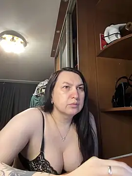 EvaBeautyXxX online show from May 25, 2026, 10:08 pm