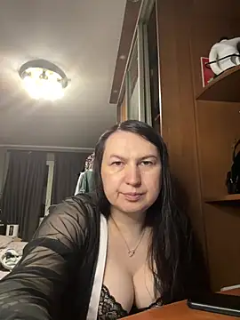 EvaBeautyXxX online show from May 26, 2026, 10:19 pm