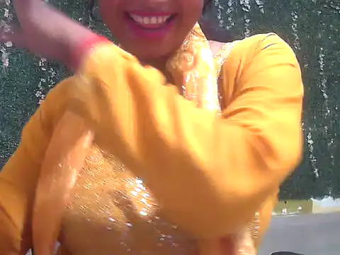 shallykaur online show from June 12, 2026, 3:59 am