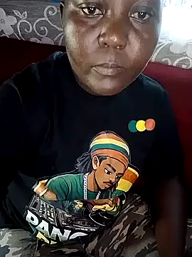 Ebony-Katrinna online show from May 19, 2026, 12:56 pm
