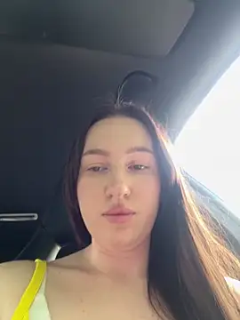 Snapshot of DoloresXO chatting on June 21, 2026, 12:44 pm DoloresXO online show from June 21, 2026, 12:44 pm
