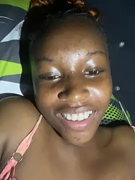 Snapshot of SassyPaulette chatting on June 1, 2026, 10:53 pm SassyPaulette online show from June 1, 2026, 10:53 pm