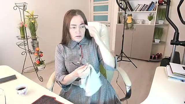 Vika73 online show from February 3, 2026, 6:40 am