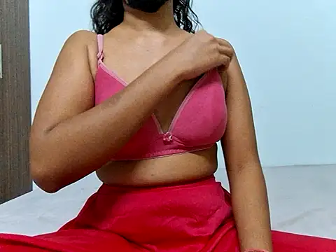 naughtyWildRuby online show from May 20, 2026, 10:56 am
