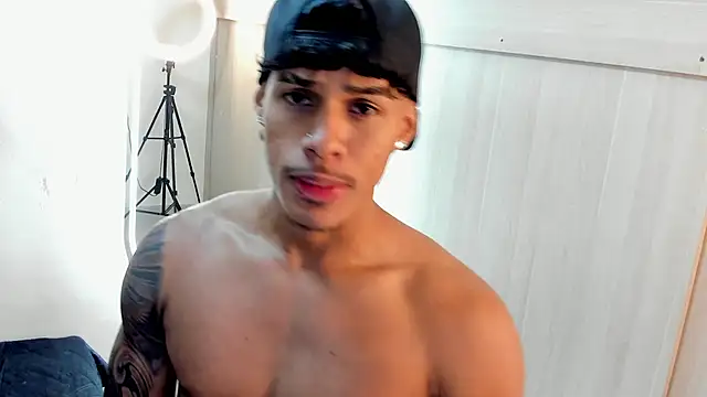 Joao da silva19 online show from June 14, 2026, 3:13 pm