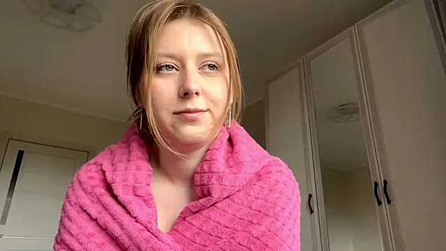 HeyItsAgata online show from May 17, 2026, 7:19 am