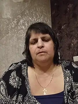 LisichkaOksana online show from May 18, 2026, 6:12 pm