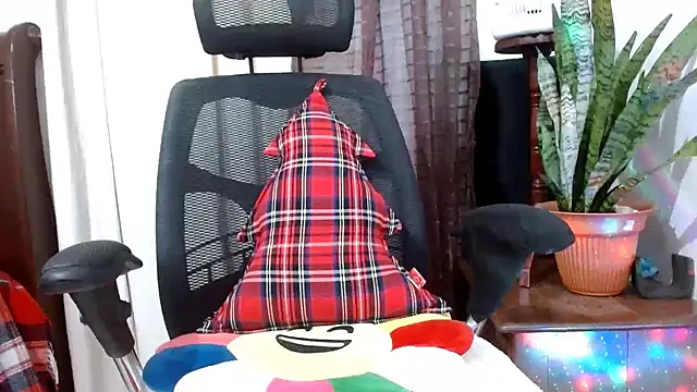 jenny milf69 online show from November 6, 2025, 6:34 pm