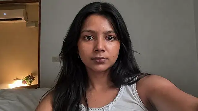 Rubinagupta99 online show from May 17, 2026, 7:41 am