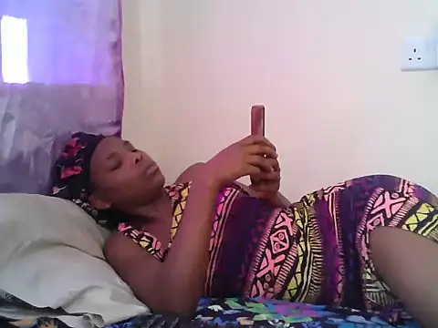 Cutebic online show from June 13, 2026, 5:49 am