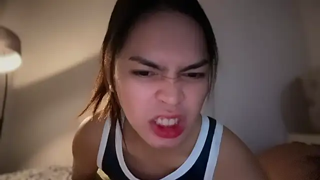 Snapshot of Amylaa chatting on June 30, 2026, 3:01 pm Amylaa online show from June 30, 2026, 3:01 pm