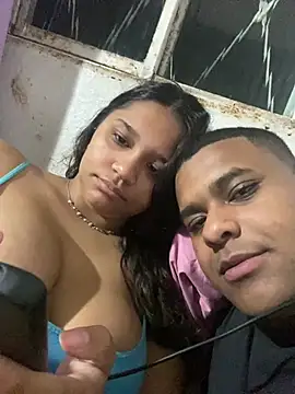 casalchupetinha online show from June 5, 2026, 5:01 am