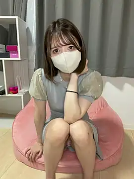 momoxx22x online show from August 4, 2026, 11:59 am
