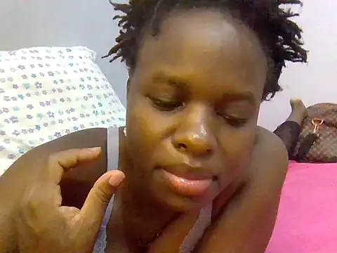 Snapshot of ebonyprincess2 chatting on June 21, 2026, 5:57 am ebonyprincess2 online show from June 21, 2026, 5:57 am