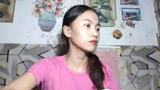 Snapshot of DeeannGunby chatting on July 18, 2026, 3:09 pm DeeannGunby online show from July 18, 2026, 3:09 pm