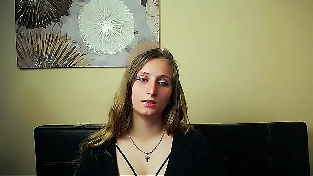 Snapshot of Jenny_smille_ chatting on July 7, 2026, 6:47 am Jenny smille online show from July 7, 2026, 6:47 am