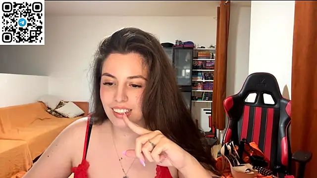 Snapshot of SweetFenomen67 chatting on June 13, 2026, 8:07 pm SweetFenomen67 online show from June 13, 2026, 8:07 pm