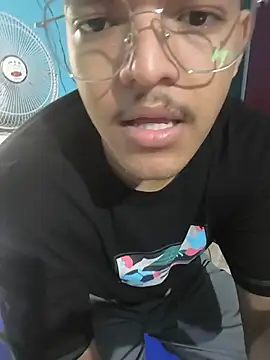 luciferlust online show from June 28, 2026, 4:08 am