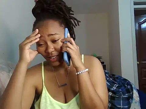 Snapshot of atara_seren chatting on June 7, 2026, 9:58 am atara seren online show from June 7, 2026, 9:58 am