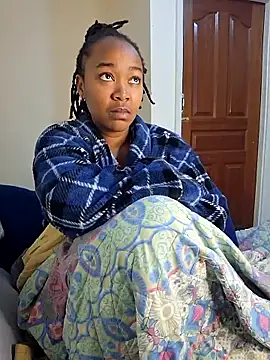 Snapshot of atara_seren chatting on June 3, 2026, 12:17 pm atara seren online show from June 3, 2026, 12:17 pm