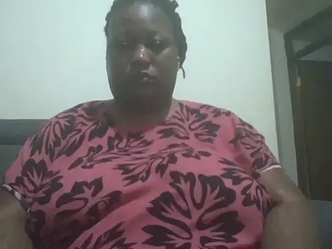Snapshot of fat_ebonyqueen chatting on June 30, 2026, 7:03 pm fat ebonyqueen online show from June 30, 2026, 7:03 pm