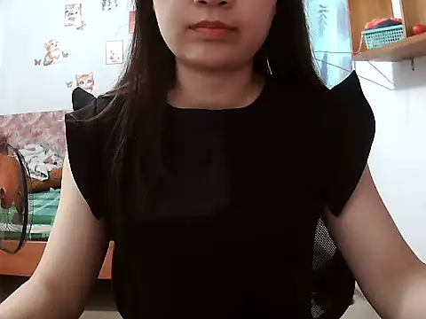 hanyna online show from May 19, 2026, 3:24 am