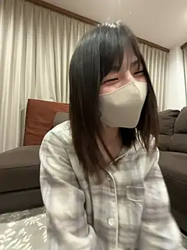 mayumichan13 v online show from May 21, 2026, 8:28 pm