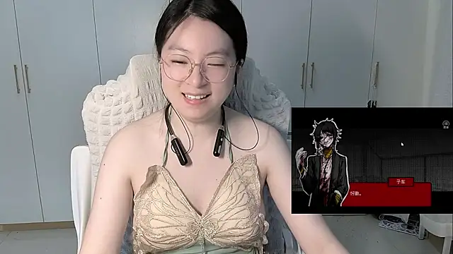 Snapshot of Erya-369 chatting on June 14, 2026, 2:51 pm Erya-369 online show from June 14, 2026, 2:51 pm