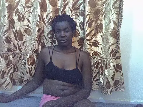 Snapshot of Queen-Alicia chatting on May 20, 2026, 9:50 am Queen-Alicia online show from May 20, 2026, 9:50 am