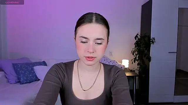 Snapshot of Lilit_Dream chatting on June 16, 2026, 3:39 am Lilit Dream online show from June 16, 2026, 3:39 am