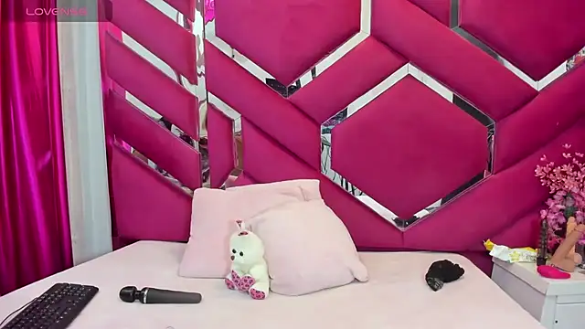 Emmy Sweet 69 online show from June 27, 2026, 1:28 pm