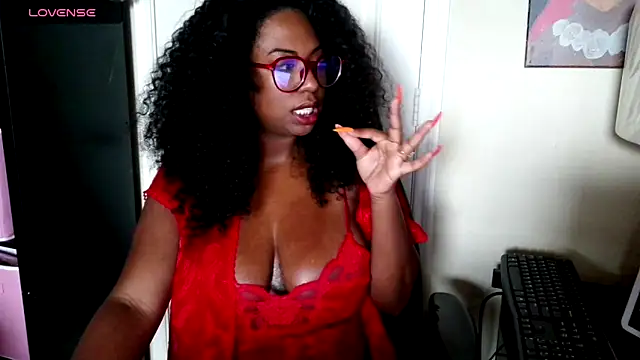 CyndyLouWho online show from June 22, 2026, 4:26 pm