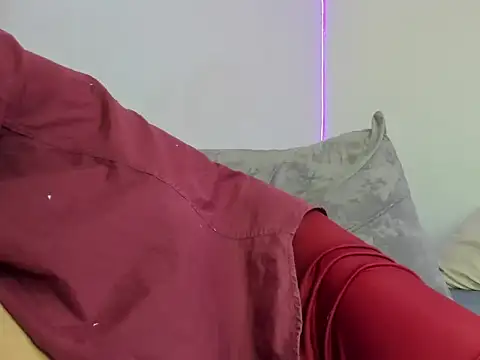 Snapshot of skoook_gray_ chatting on May 26, 2026, 5:33 pm skoook gray online show from May 26, 2026, 5:33 pm