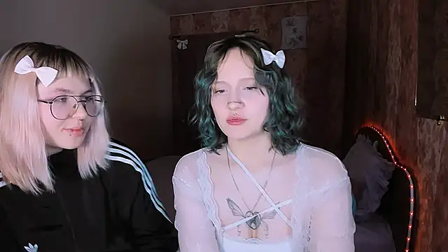 SusieMilkis online show from May 23, 2026, 1:04 am
