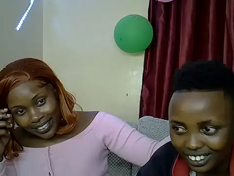 Snapshot of ebonyafriqueen1 chatting on May 22, 2026, 4:21 am ebonyafriqueen1 online show from May 22, 2026, 4:21 am