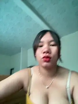 Suki-love online show from June 21, 2026, 3:34 am