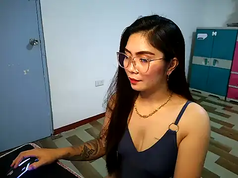 Sexynica online show from June 17, 2026, 2:38 pm